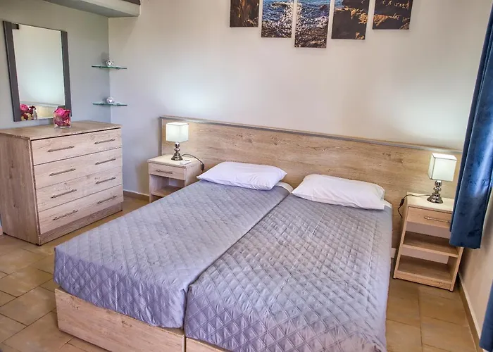 Hotel apartamentowy Haraki Sand Beach 4*