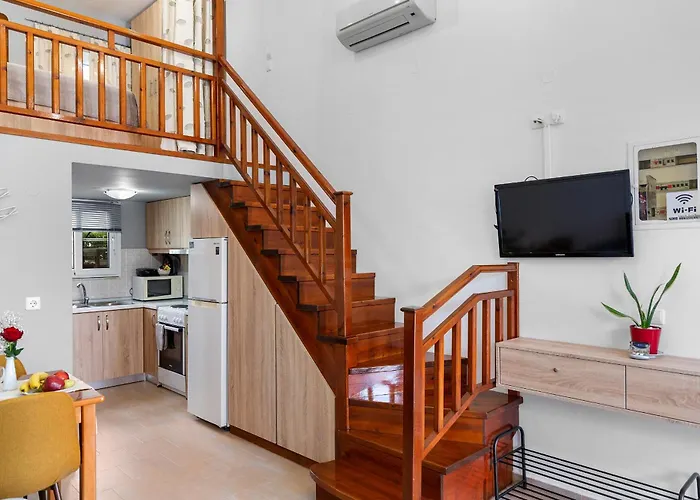 Hotel apartamentowy Haraki Sand Beach