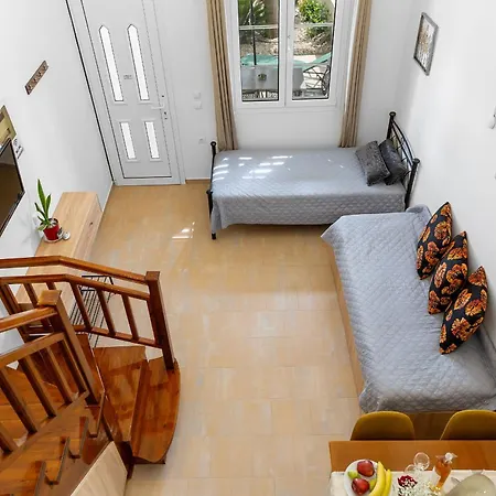 Ξενοδοχείο με διαμερίσματα Haraki Sand Beach 4*