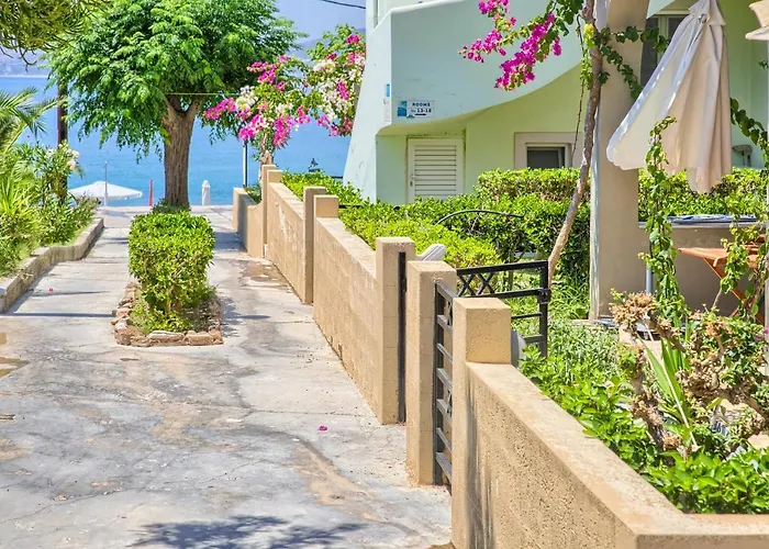 Haraki Sand Beach 4*